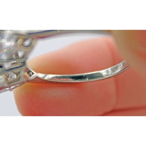 Sterling Silver Pear Cut Cubic Zirconia Ring - Picture 4 of 6